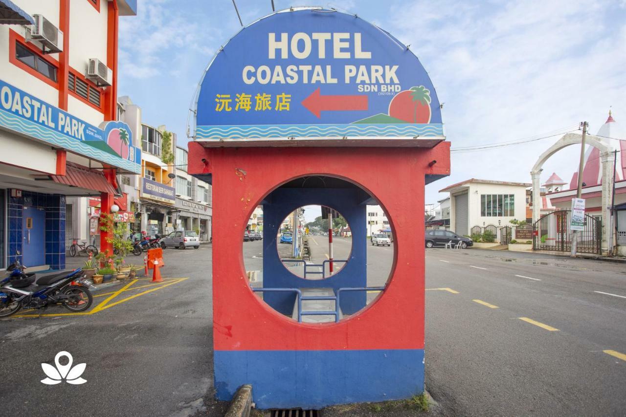 Coastal Park Hotel Malacca Exterior photo